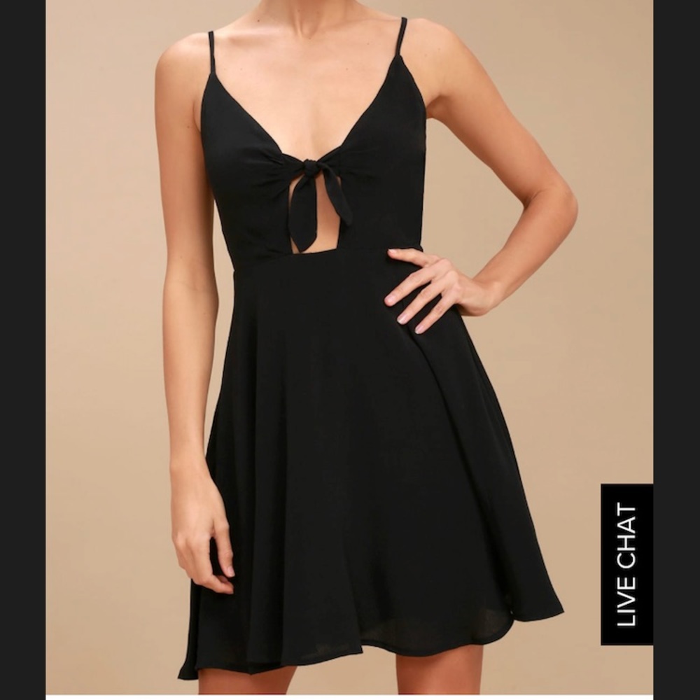 Lulu’s black skater dress
